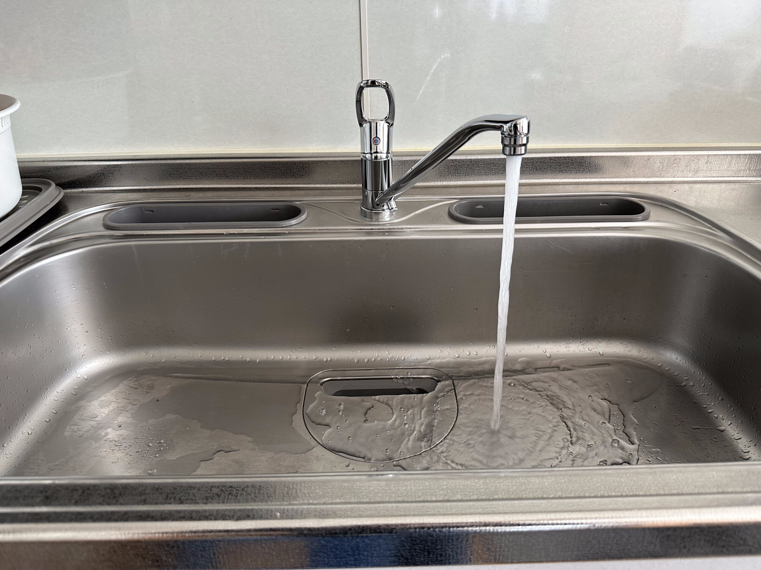 キッチン水栓を新しいものに交換しました✨