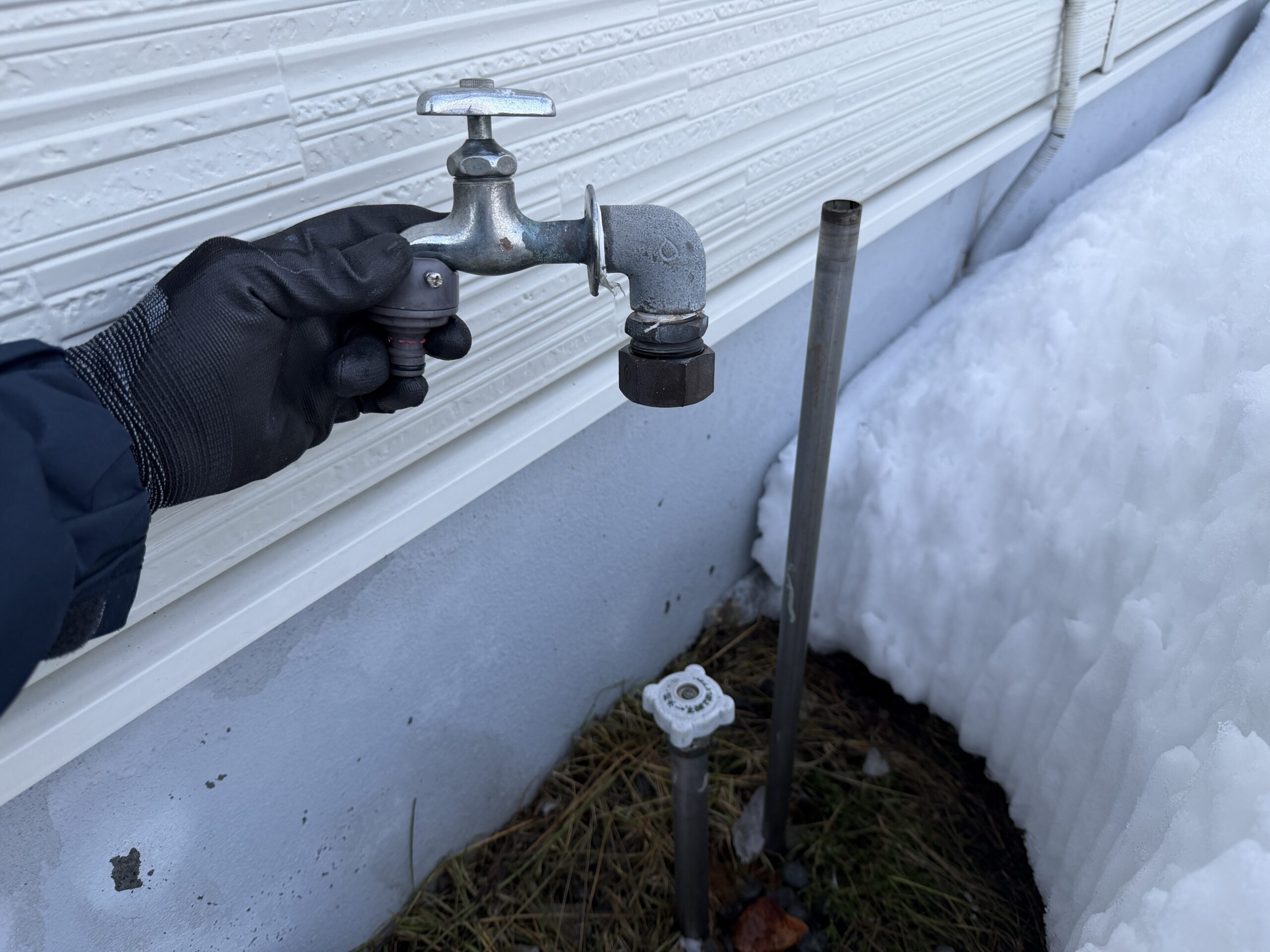 Z散水栓の蛇口が凍結で吹き飛び、修理しました❄️
