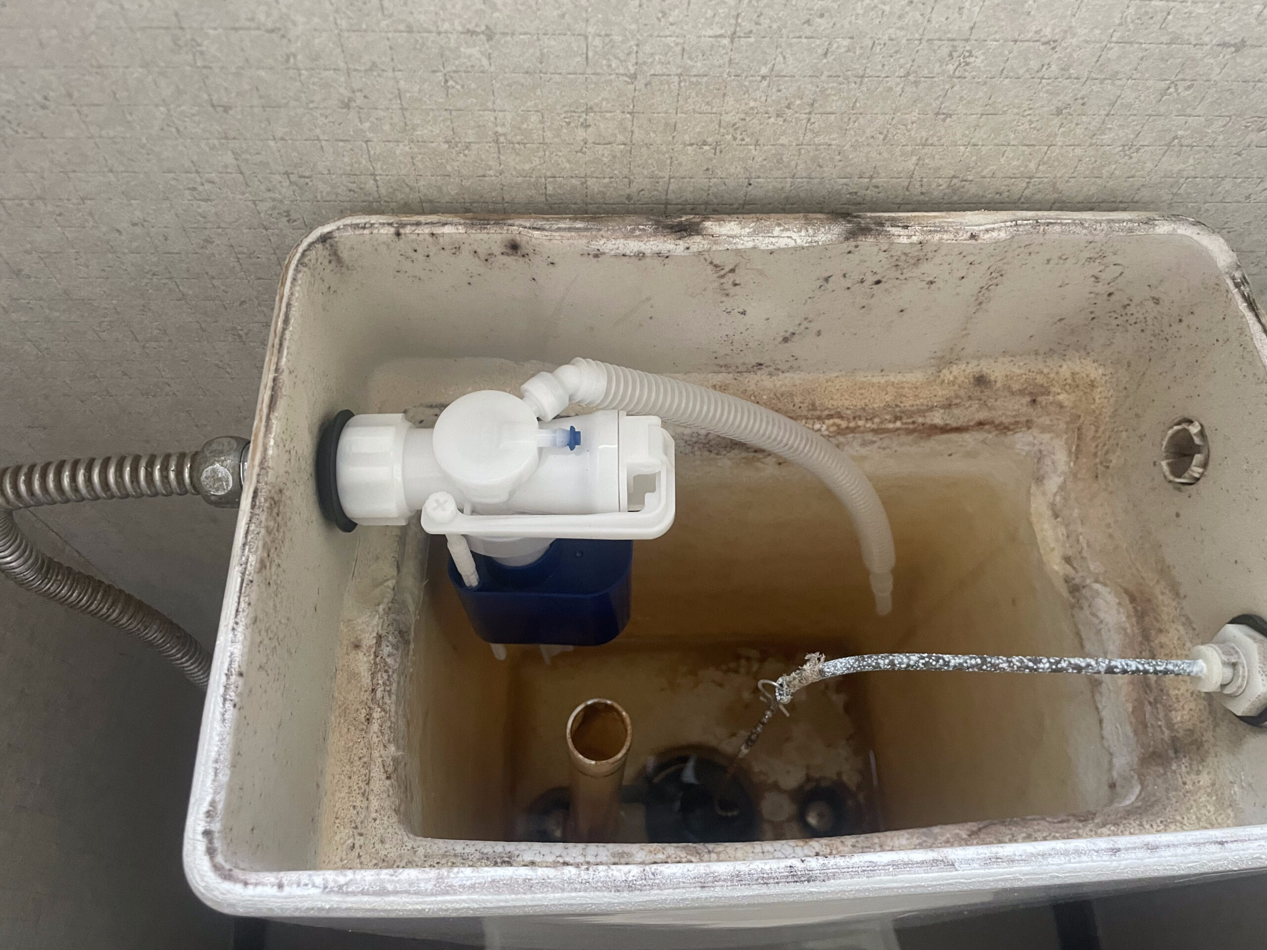 トイレの漏水 ボールタップ交換で改善しました🚽